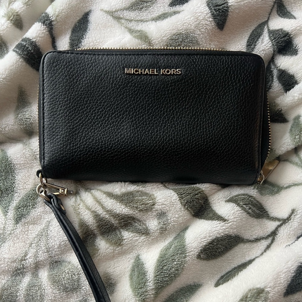 Michael Kors Black Leather Wristlet